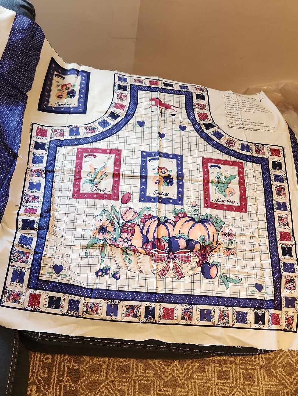 Wamsutta Floral Pumpkin Basket Kitchen Apron Panel in Blue and White Cut&Sew
